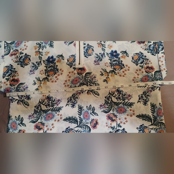 Pink Republic white/floral size M blouse - Picture 7 of 10